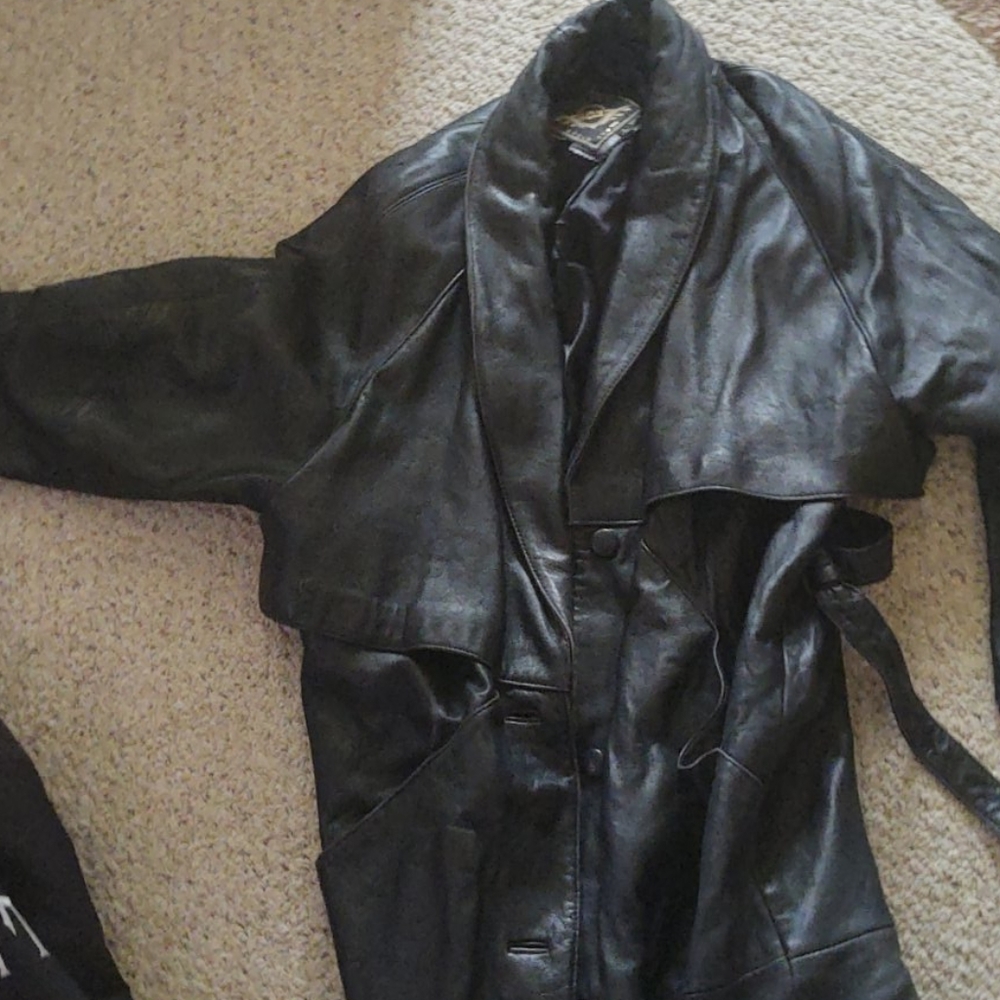 Men's trench coat 100%Leather